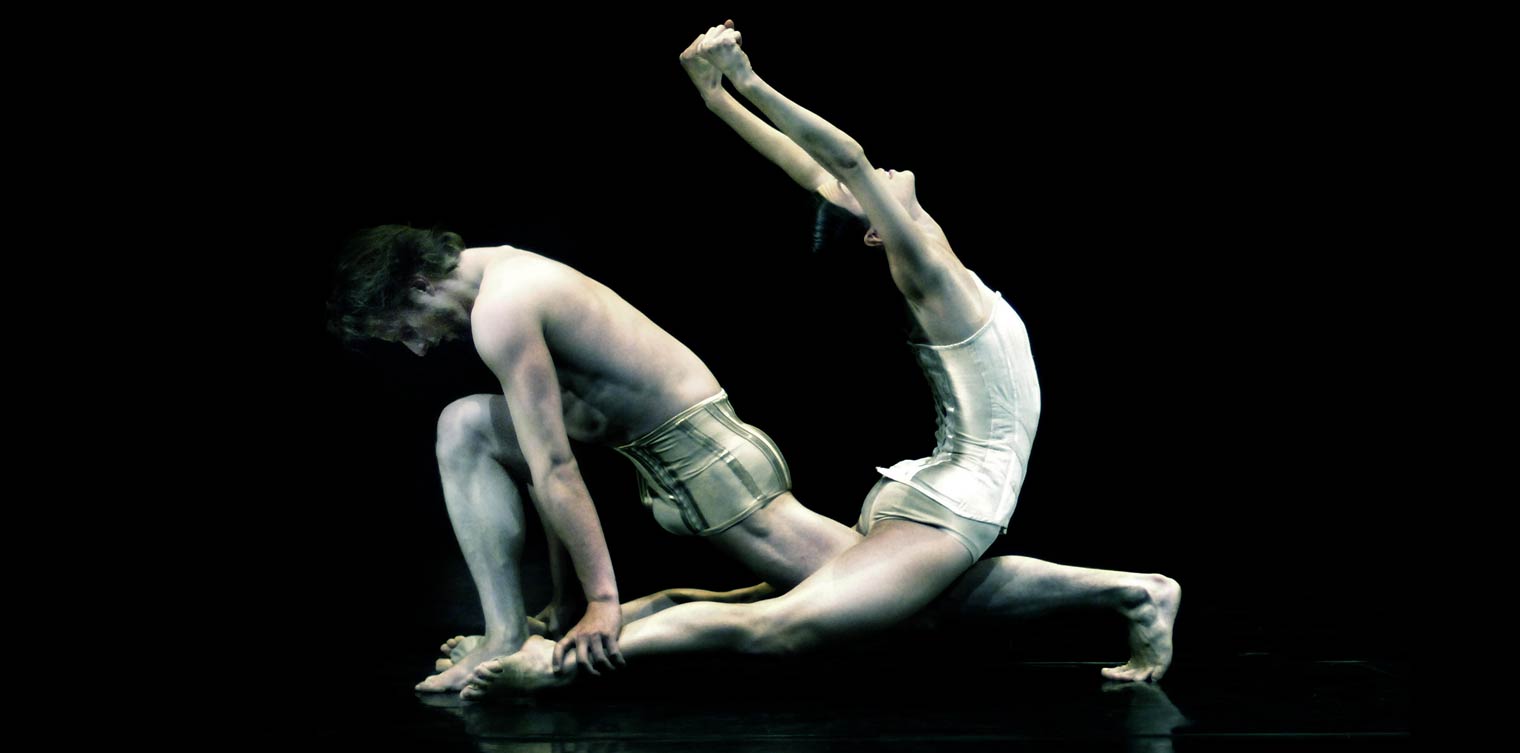 Natasa Novotna and Vaclav Kunesof The Kylián Foundation (The Netherlands) performing Petite Mort. Choreography by Jiri Kylián. 2007 Festival performance. Photo by Isak Hoffmeyer.