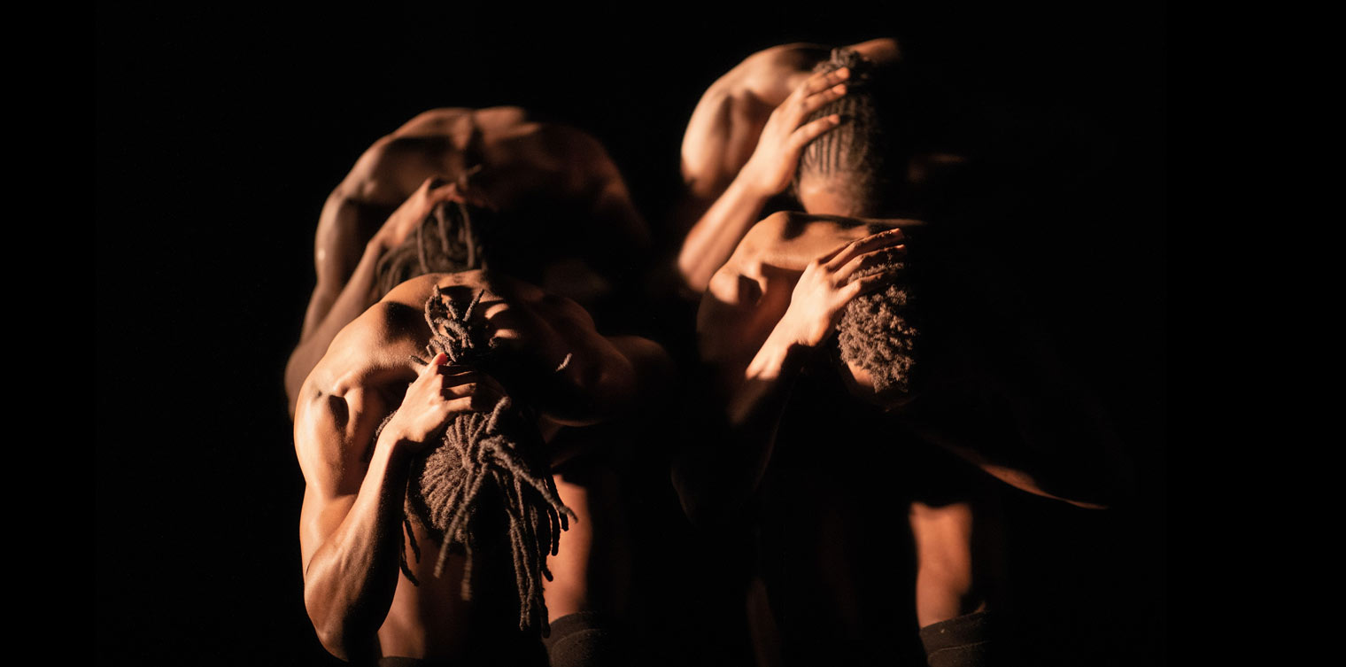 Members of Dunia Dance Company (Zimbabwe) performing Making Men. Choreography by Harold George. Photo by Antoine Panier.